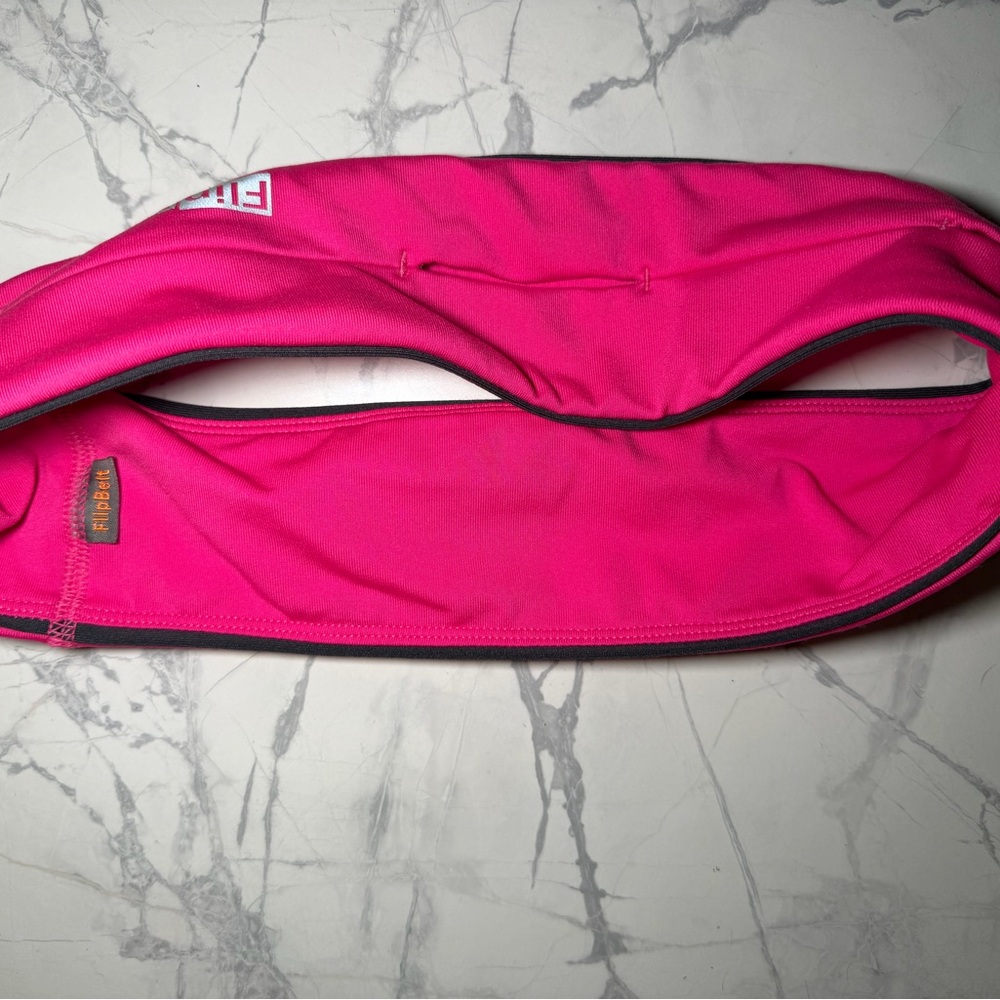 FlipBelt Women's Pink Belt, size medium - Picture 4 of 4